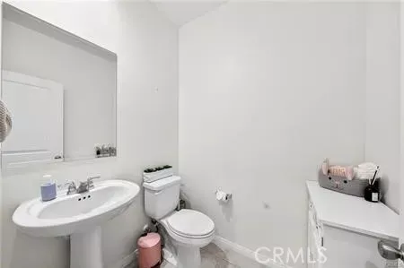 Property Photo:  6926 Cottonwood Lane  CA 90621 