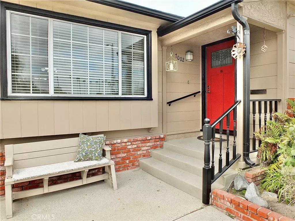 Property Photo:  7002 E Peabody  CA 90808 