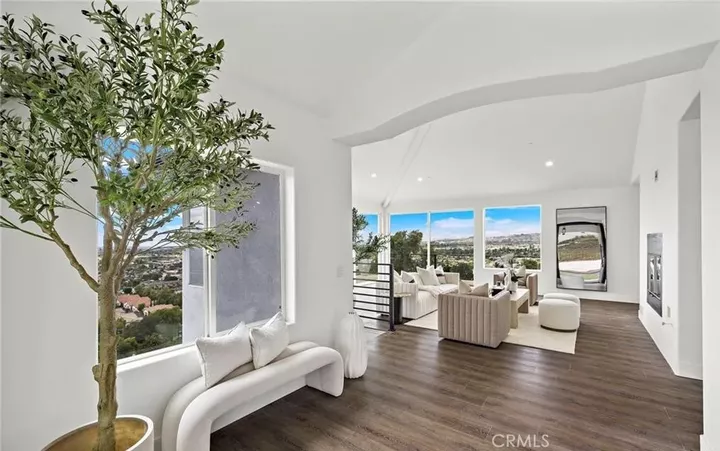 Property Photo:  12336 Circula Panorama  CA 92705 