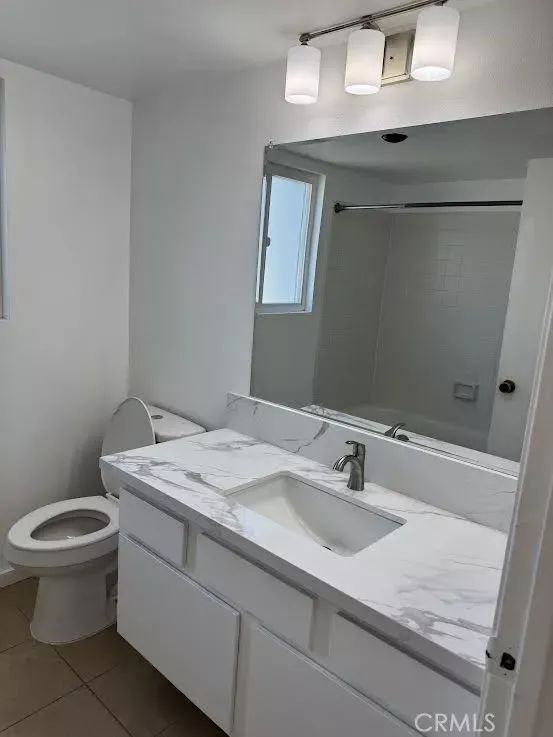 Property Photo: 2217 Alabama C CA 92648