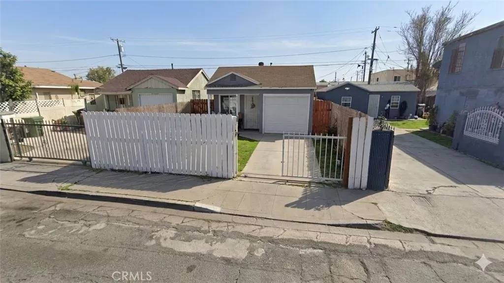 Property Photo:  728 W Cressey  CA 90222 