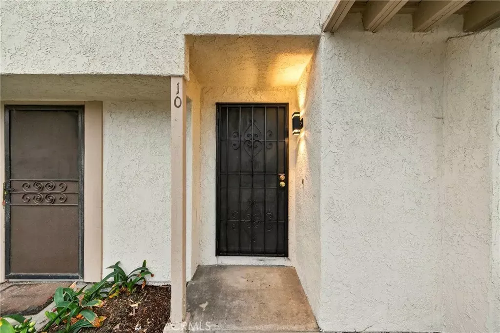 Property Photo: 11360 166th 10 CA 90703