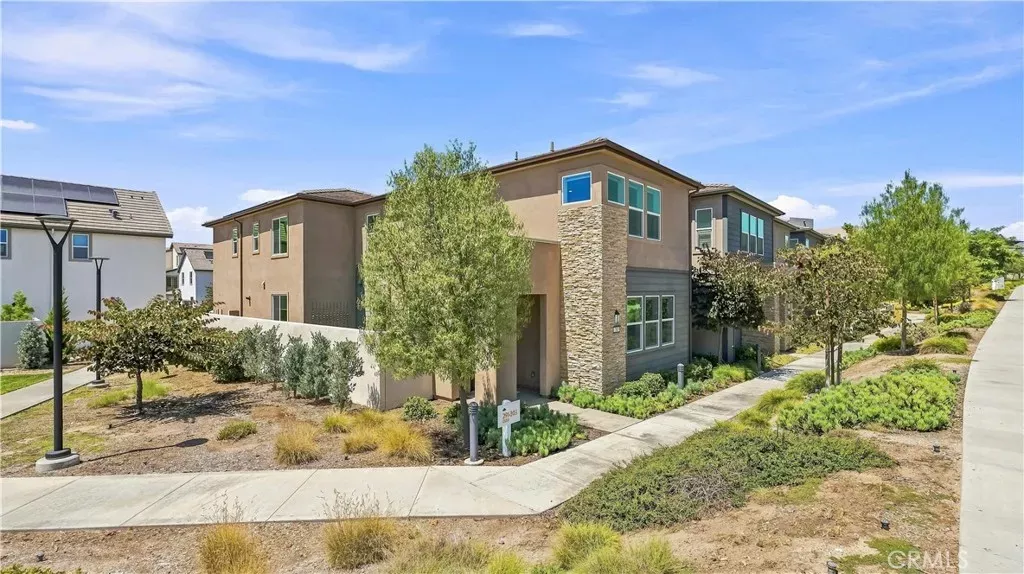 Property Photo:  291 Lynx  CA 92618 