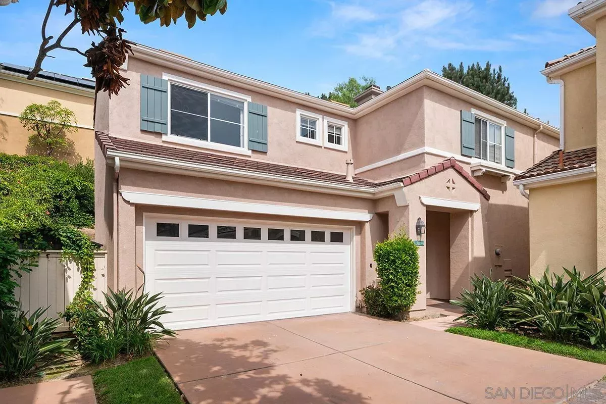 Property Photo: 11237 Carmel Creek Rd 5 CA 92130