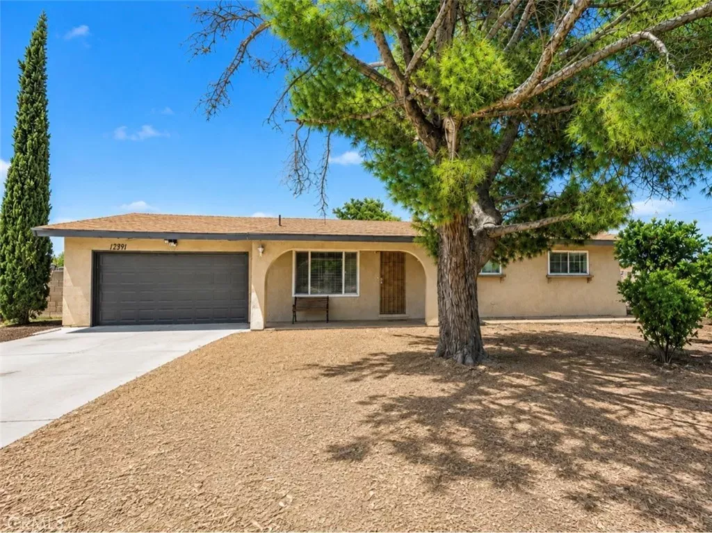 Property Photo:  17391 Sequoia  CA 92345 