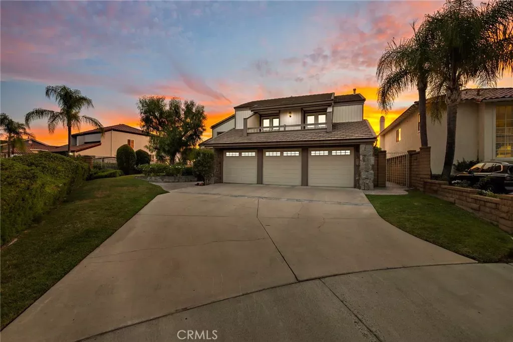 Property Photo:  22671 Puntal Lana  CA 92692 