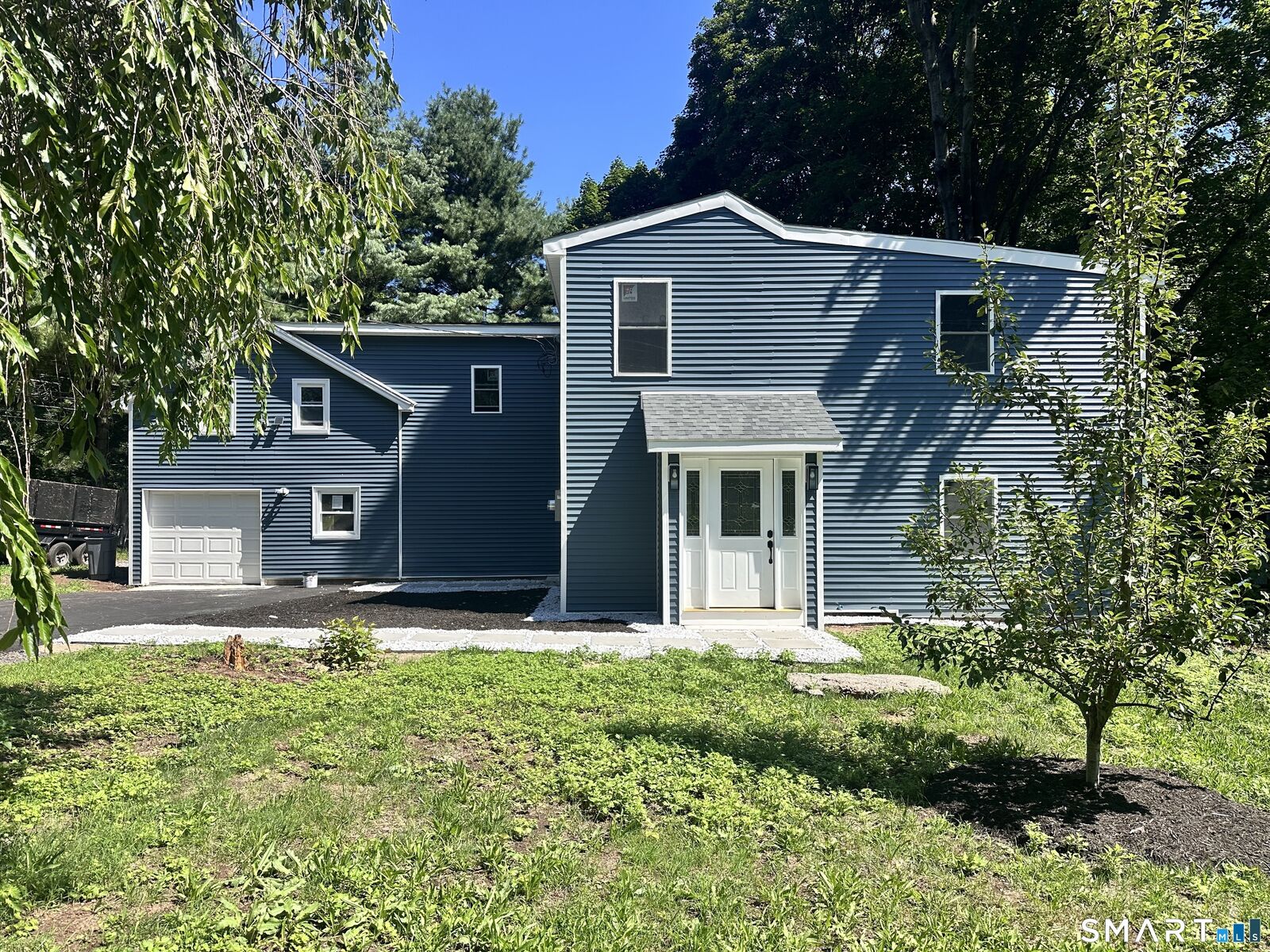 Property Photo: 215 Maple Street CT 06512