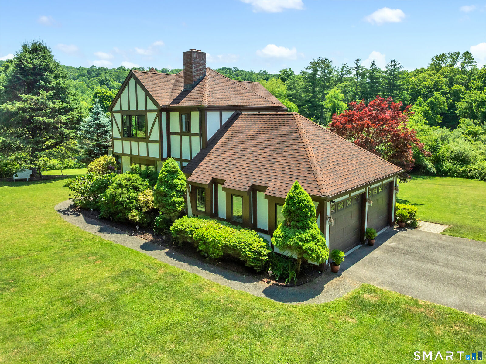 Property Photo:  800 Fish Rock Road  CT 06488 