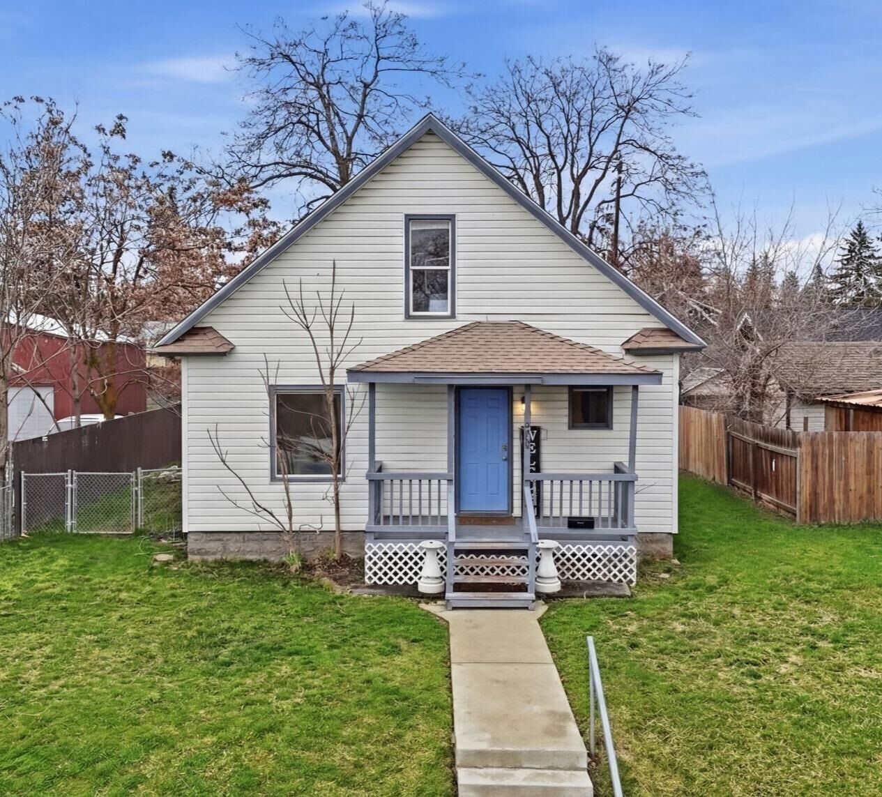 Property Photo:  1208 W Providence Ave  WA 99205 