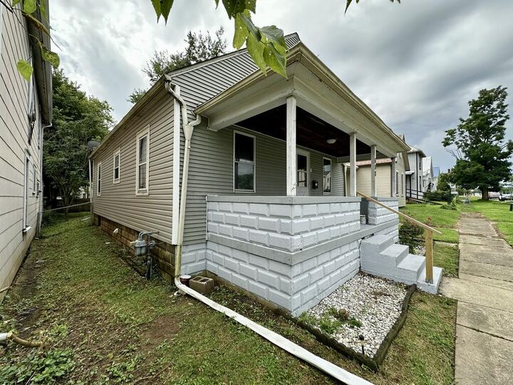 Property Photo:  688 4th St  OH 45601 