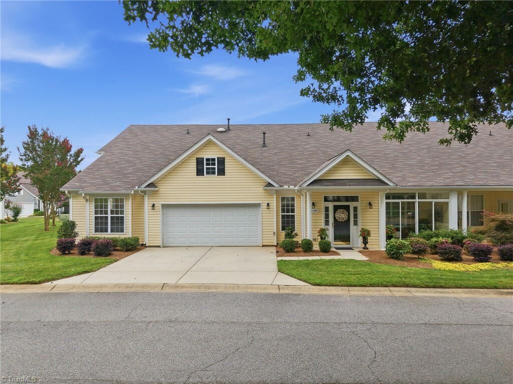 Property Photo:  1006 Gretchen Lane  NC 27410 