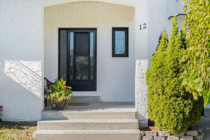 Property Photo: 12 Davis Lane ON K7A 4S5