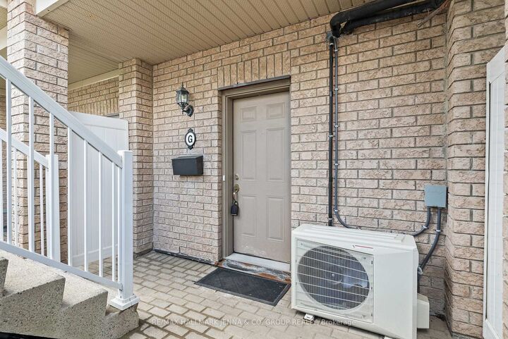 Property Photo:  102 Artesa Private G  ON K2S 0J8 