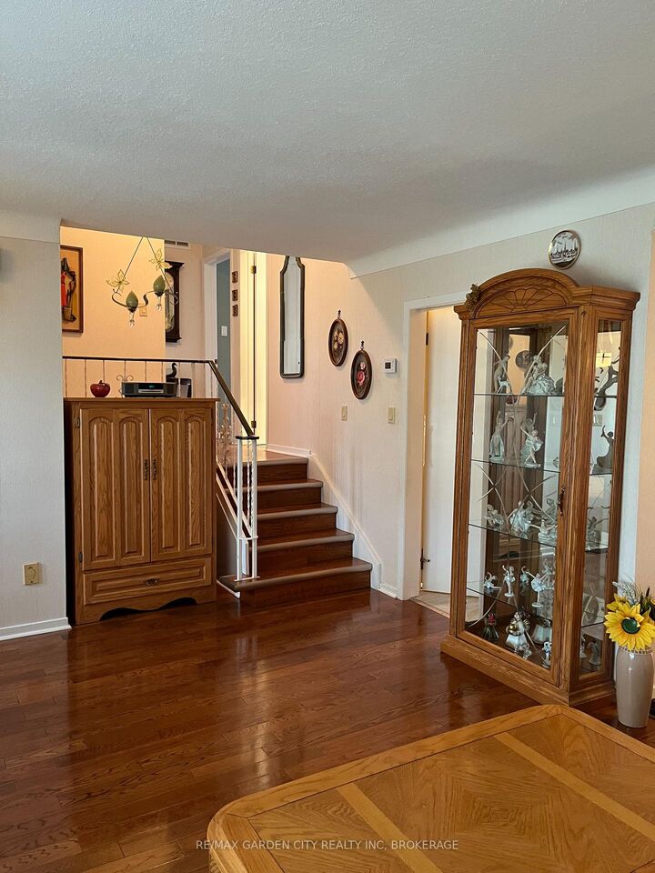 Property Photo: 205 Rykert Street ON L2S 2B5