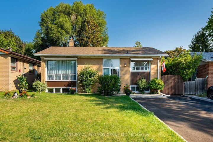 417 Paliser Crescent S — photo 1