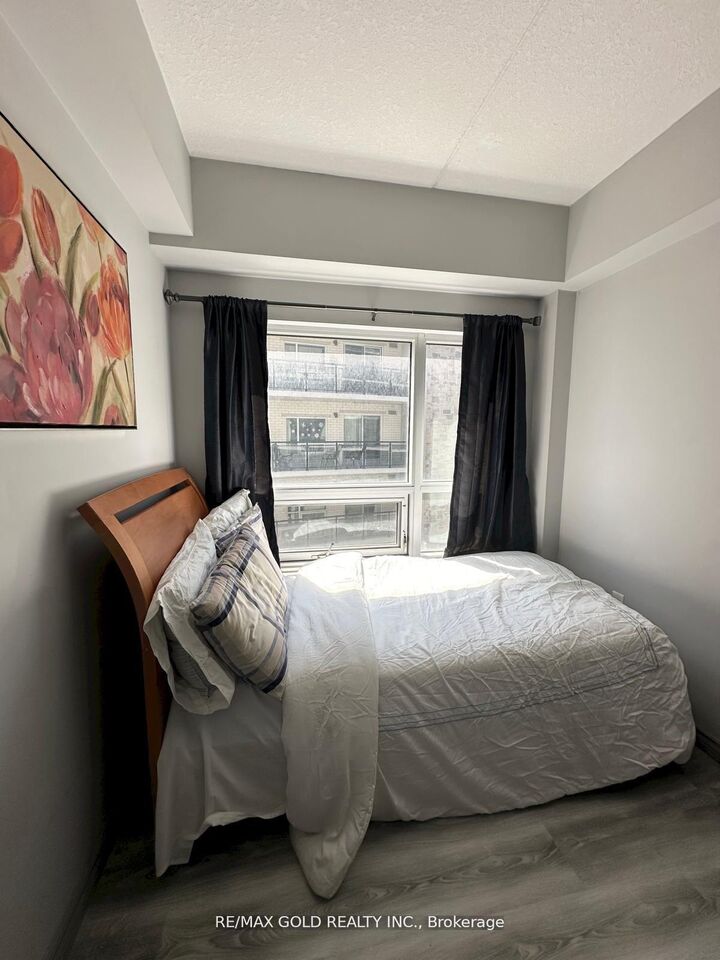 Property Photo:  275 Larch Street  ON N2L 3R2 