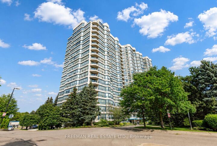 Property Photo: 7300 Yonge Street 1111 ON L4J 7Y5