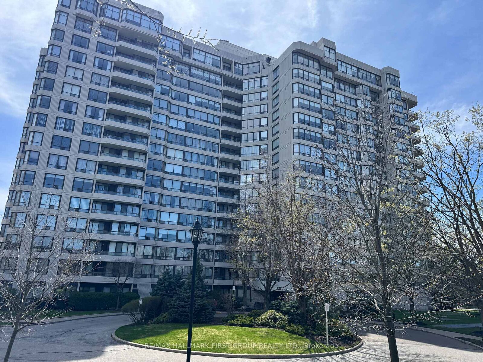 Property Photo:  1131 Steeles Avenue 601  ON M2R 3W8 