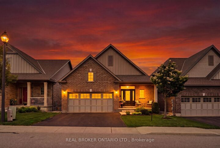 14 Chestnut Drive — photo 1