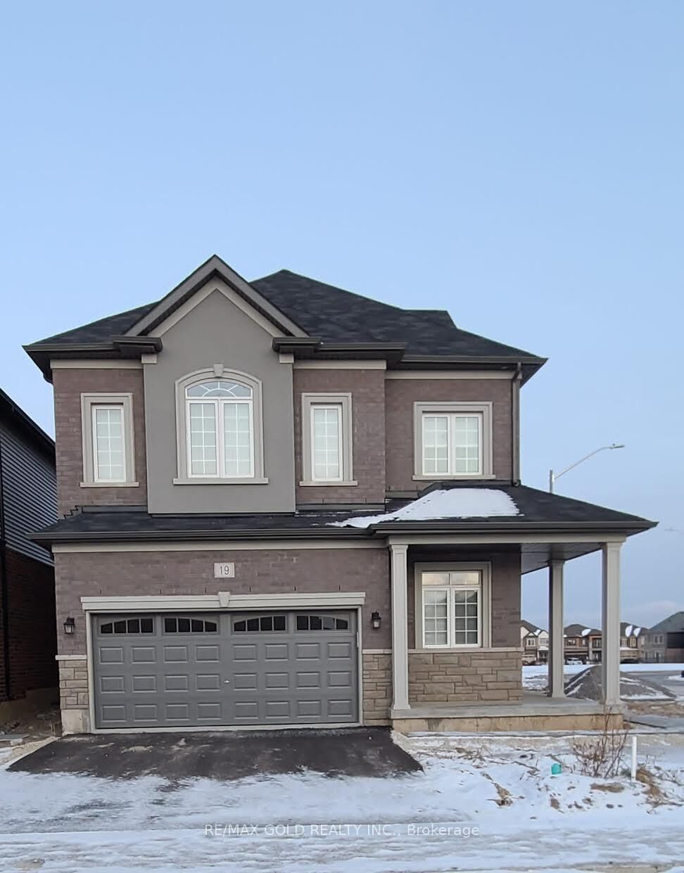 Property Photo:  19 Moriarity Drive  ON N3L 0K4 