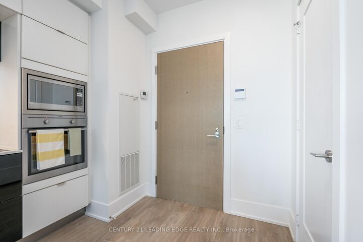 Property Photo: 1 Edgewater Drive 919 ON M5A 0L1