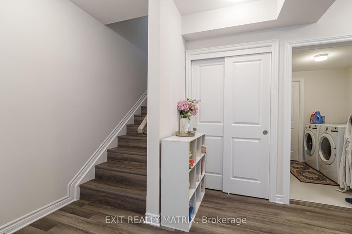 Property Photo:  161 Massalia Crescent B  ON K4A 5R1 