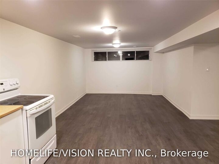 Property Photo:  61 Lewiston Road Bsmt  ON M1P 1X8 