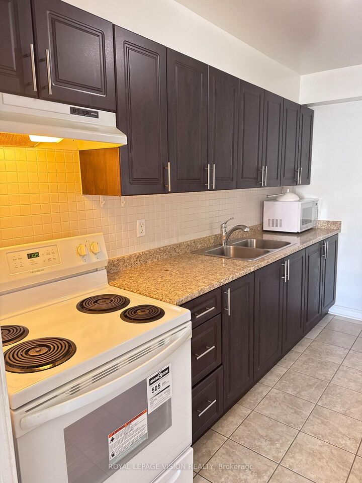 Property Photo: 5 Massey Square 2801 ON M4C 5L6