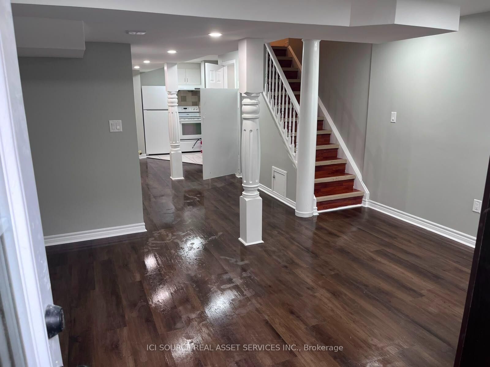 Property Photo:  3141 Turbine Crescent Basement  ON L5M 6W1 