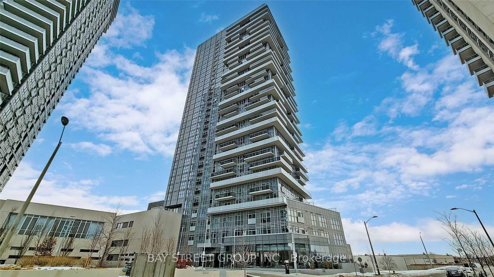 Photo de la propriété: 225 Village Green Square 2901 ON M1S 0K6