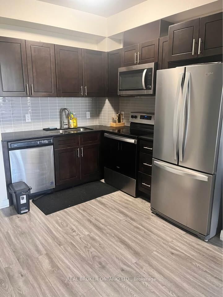 Property Photo:  128 King Street 1101  ON N2J 2X9 