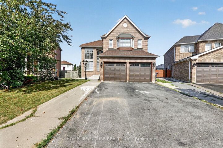 Property Photo: 40 Tobosa Trail ON L6R 2B4