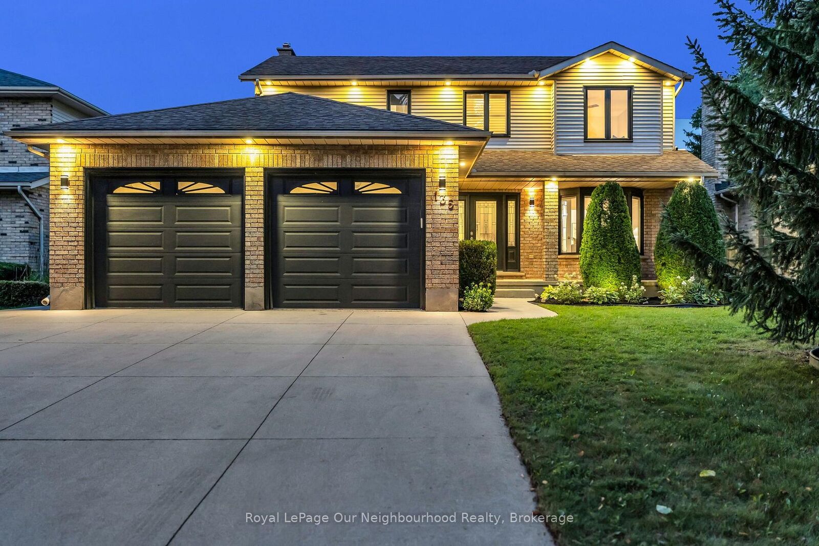Property Photo: 135 Kanata Crescent ON N6J 4S1