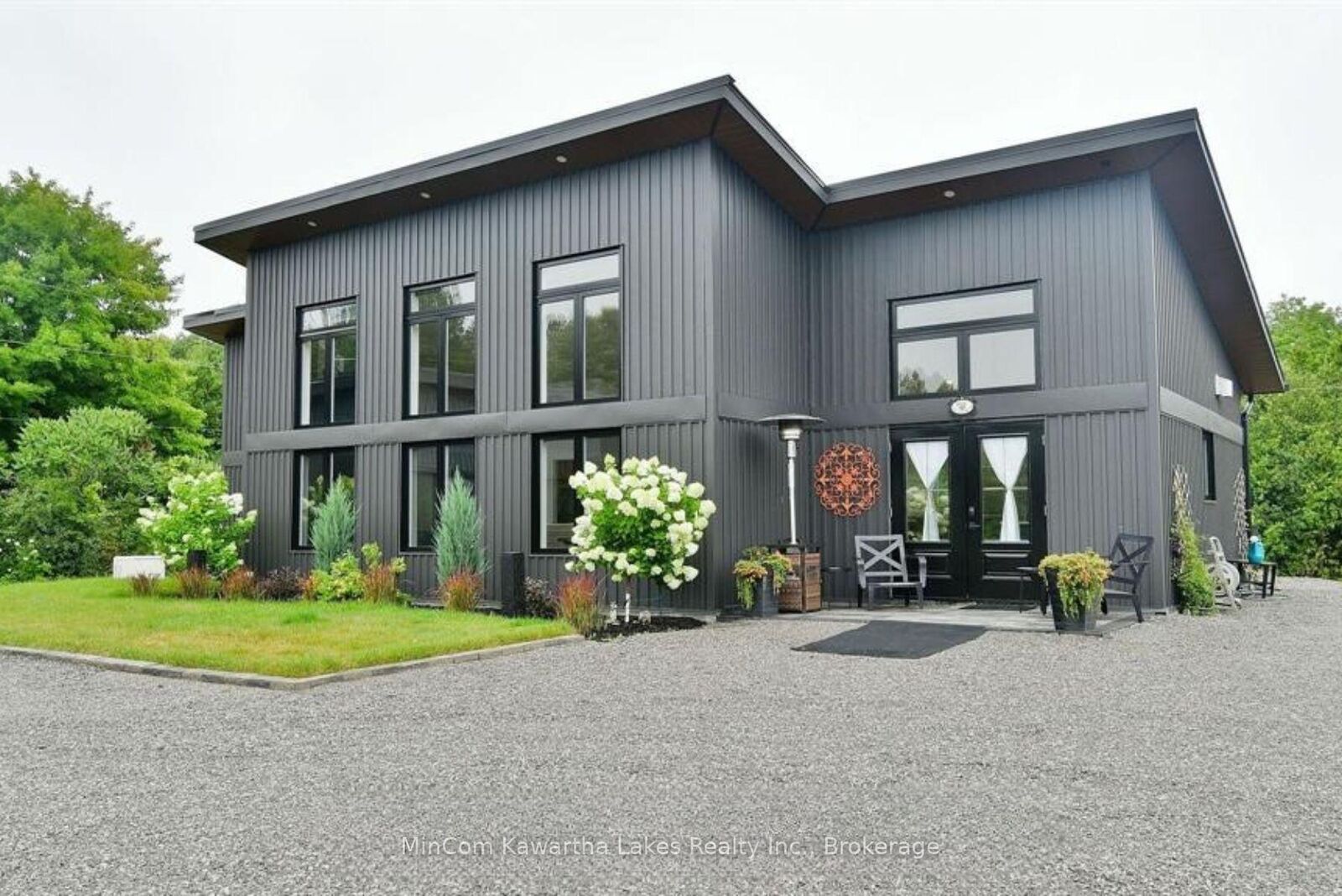 Property Photo: 9 Hunts Line Road ON K0L 1J0