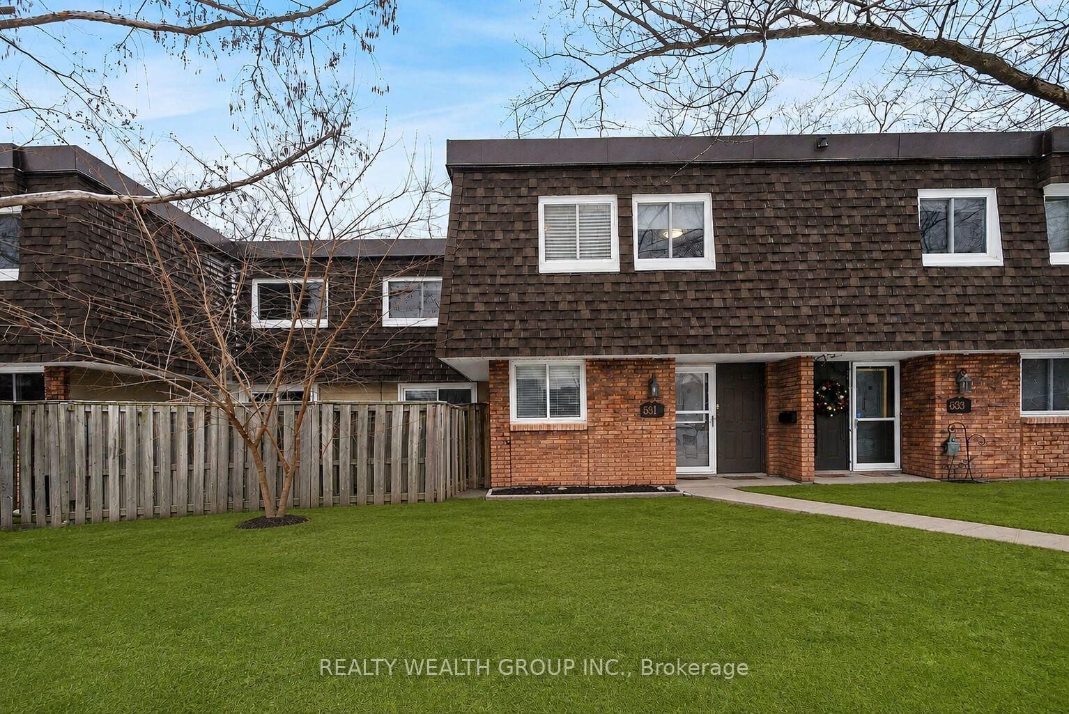 Property Photo:  521 Timber Lane 39  ON L7L 4B1 