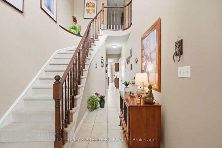 Property Photo: 45 Seabreeze Crescent 23 ON L8E 0G1
