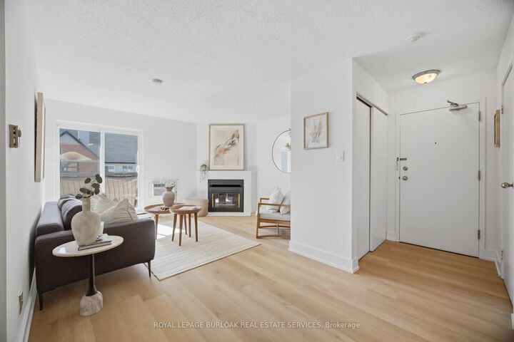 Property Photo: 1450 Glen Abbey Gate 532 ON L6M 2V7