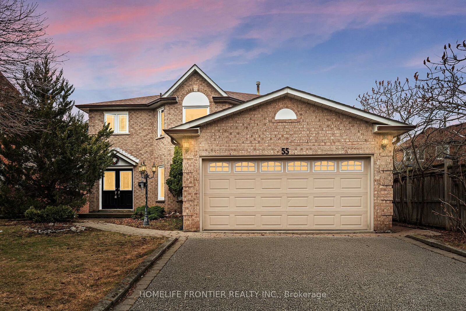 Property Photo:  55 Attridge Drive  ON L4G 6J4 