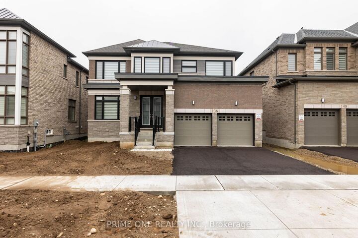 136 Blacklock Street — photo 1