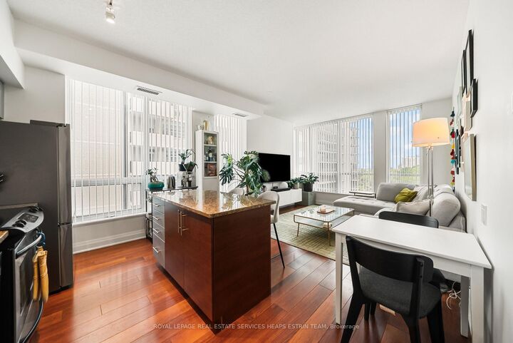 83 Redpath Avenue 704 — photo 1