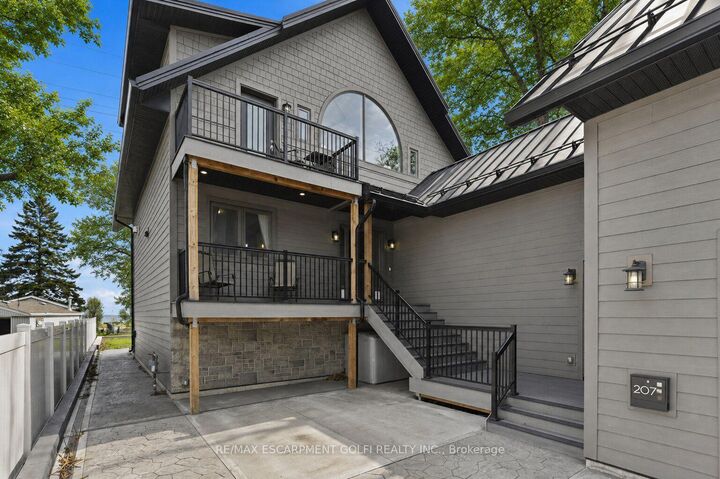 Property Photo: 207 Beach Boulevard ON L8H 6V8
