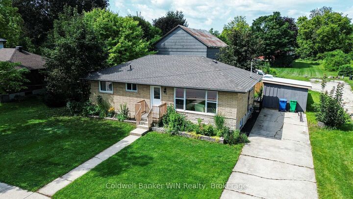 278 Queen Street S — photo 1