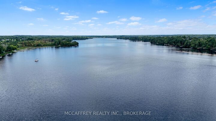 Property Photo: 154 A/B North Beaver Lake Road ON K0K 2A0