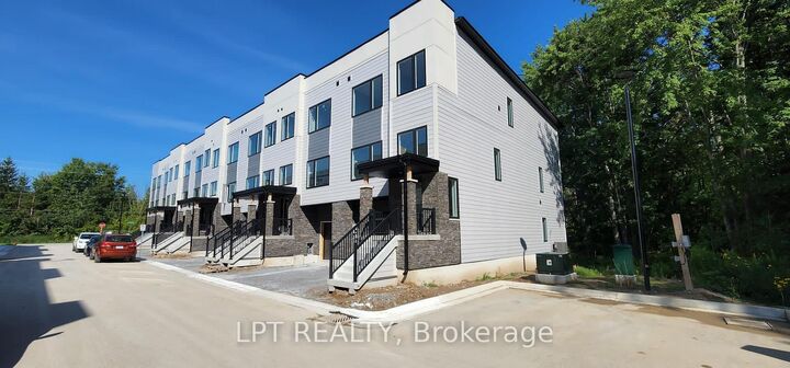 Property Photo: 1482 Purchase Pl Place ON L0L 1W0