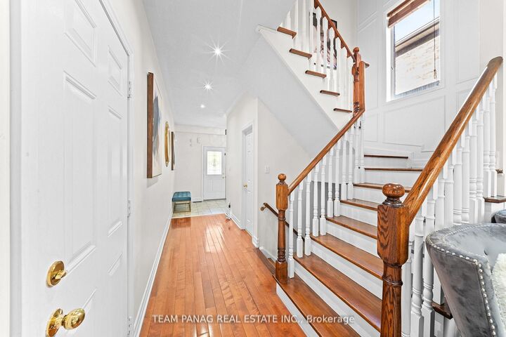 Property Photo: 146 Degrassi Cove Circle ON L6X 0N8
