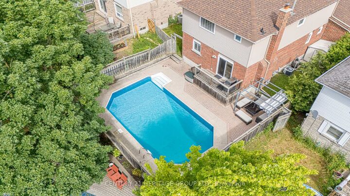 222 Forsyth Road — photo 1