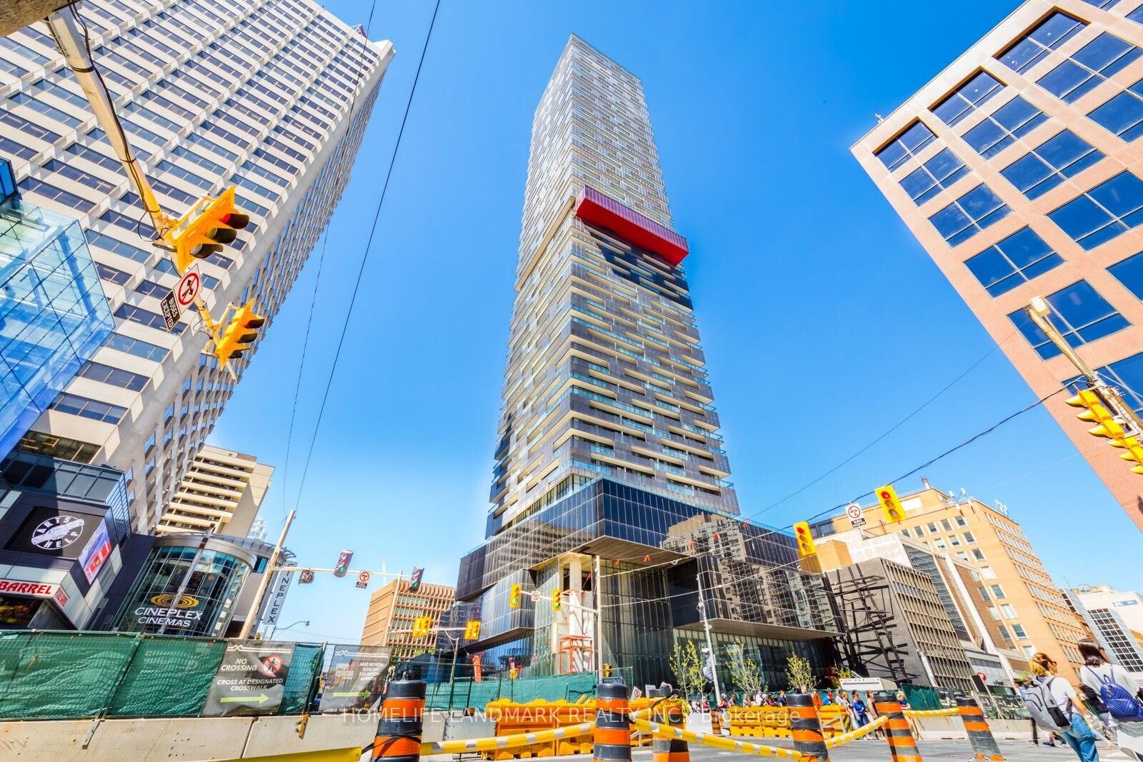Property Photo:  8 Eglinton Avenue E 5607  ON M4P 1A6 