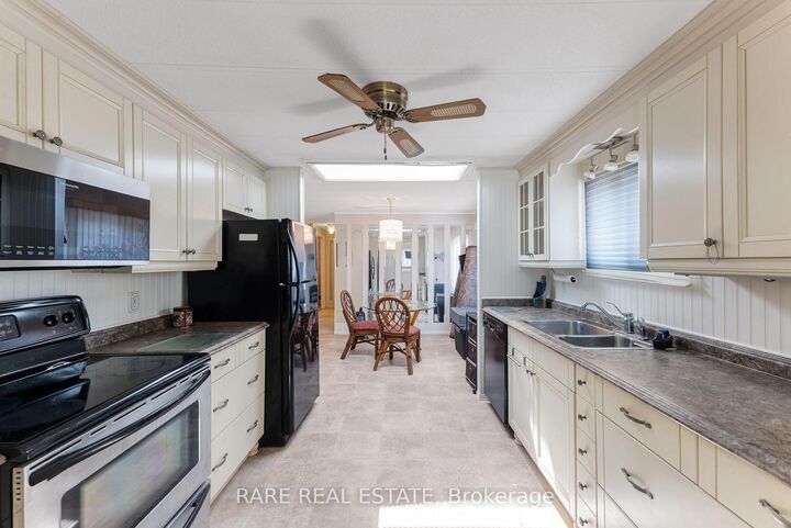 Property Photo: 5263 Elliott Side Road 5 ON L4R 4K3