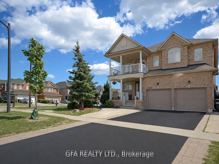 Property Photo: 3506 Aquinas Avenue ON L5M 7L7