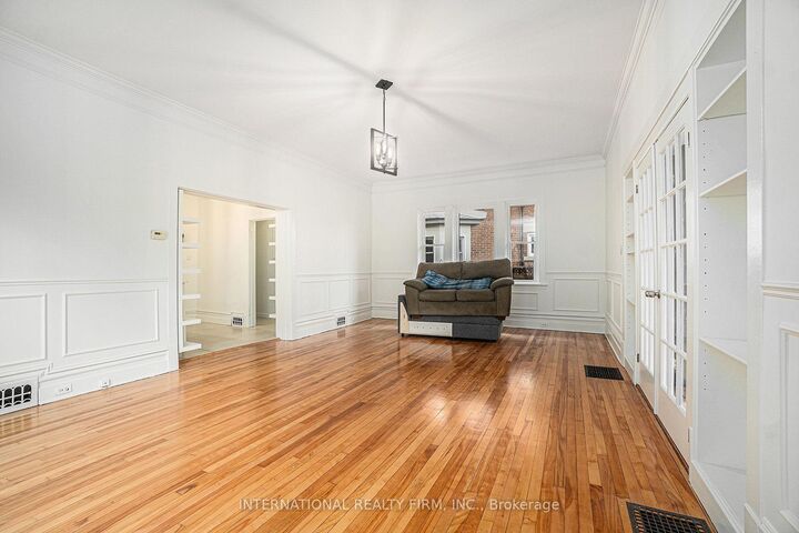 Property Photo: 101 Cameron Avenue ON K1S 0W8